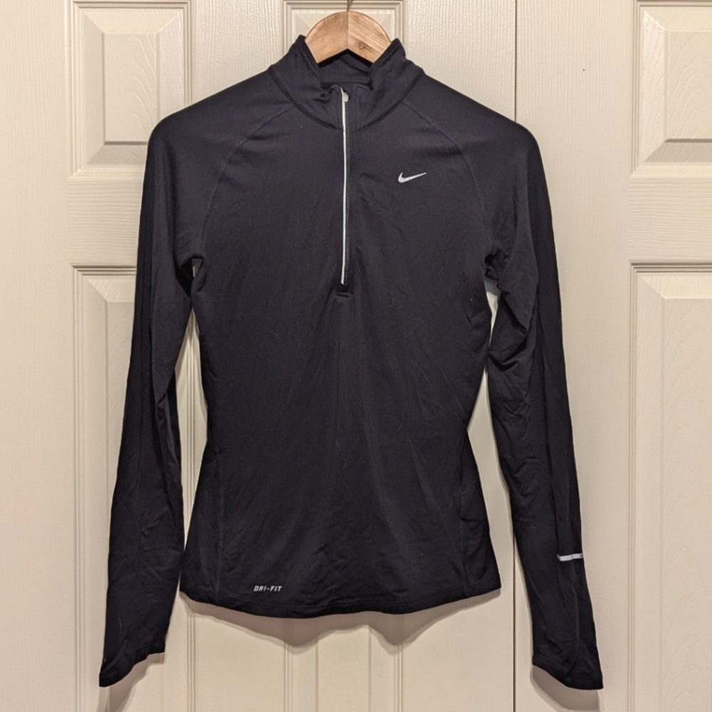 EUC Nike Dri-Fit half zip long sleeve